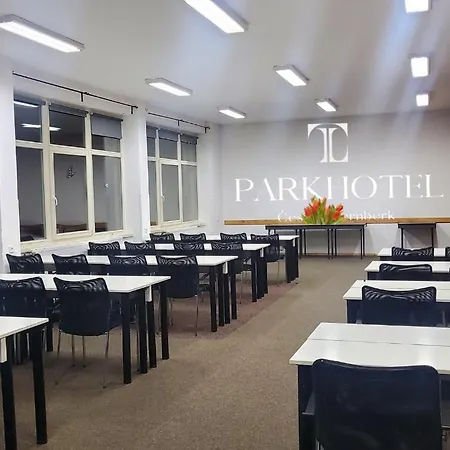 Parkhotel Hotel *